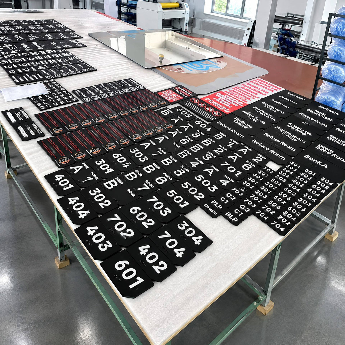 LC · Braille & ADA Compliant Room Signs