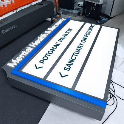 LC · Brand Presence Pylon Signs