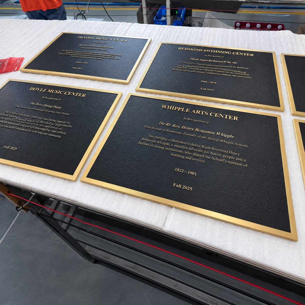 LC · Commemorative & Memorial Plaques